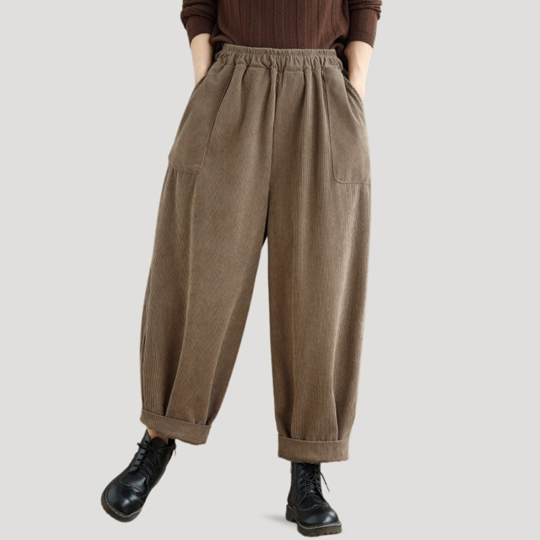 Pantaloni da donna a gamba larga in velluto a coste per uno stile disinvolto