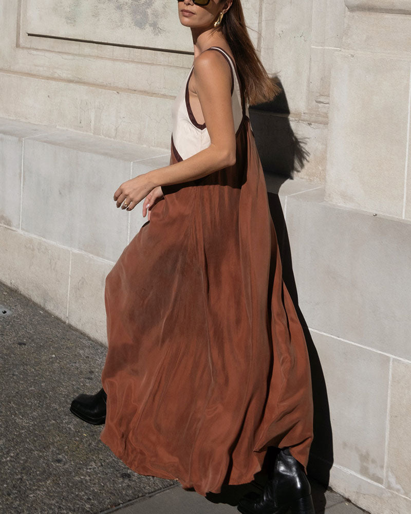 Lara - Chic V-neck contrasting color dress - photo 2