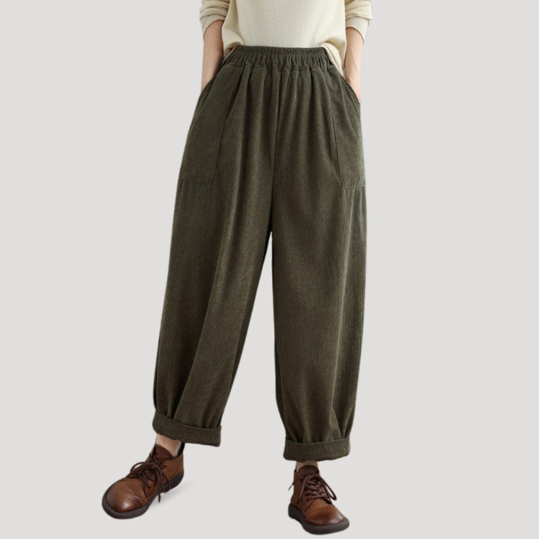 Pantaloni largi din velur de damă pentru un stil fără efort