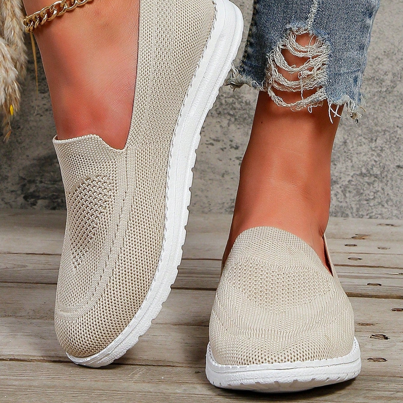 Women's Comfortable Summer Sandals - photo 1