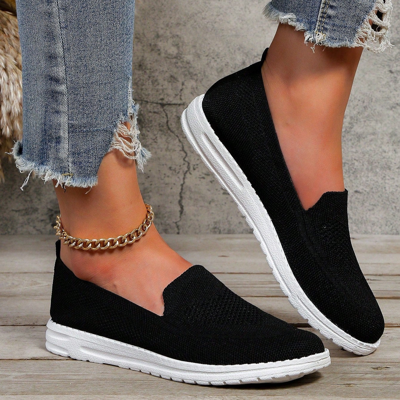 Women's Comfortable Summer Sandals - photo 2