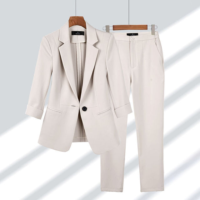 Beaumont - Women's Blazer and Trouser Set - photo 2