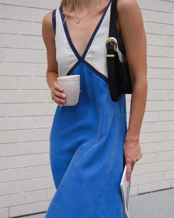 Lara - Chic V-neck contrasting color dress - photo 18