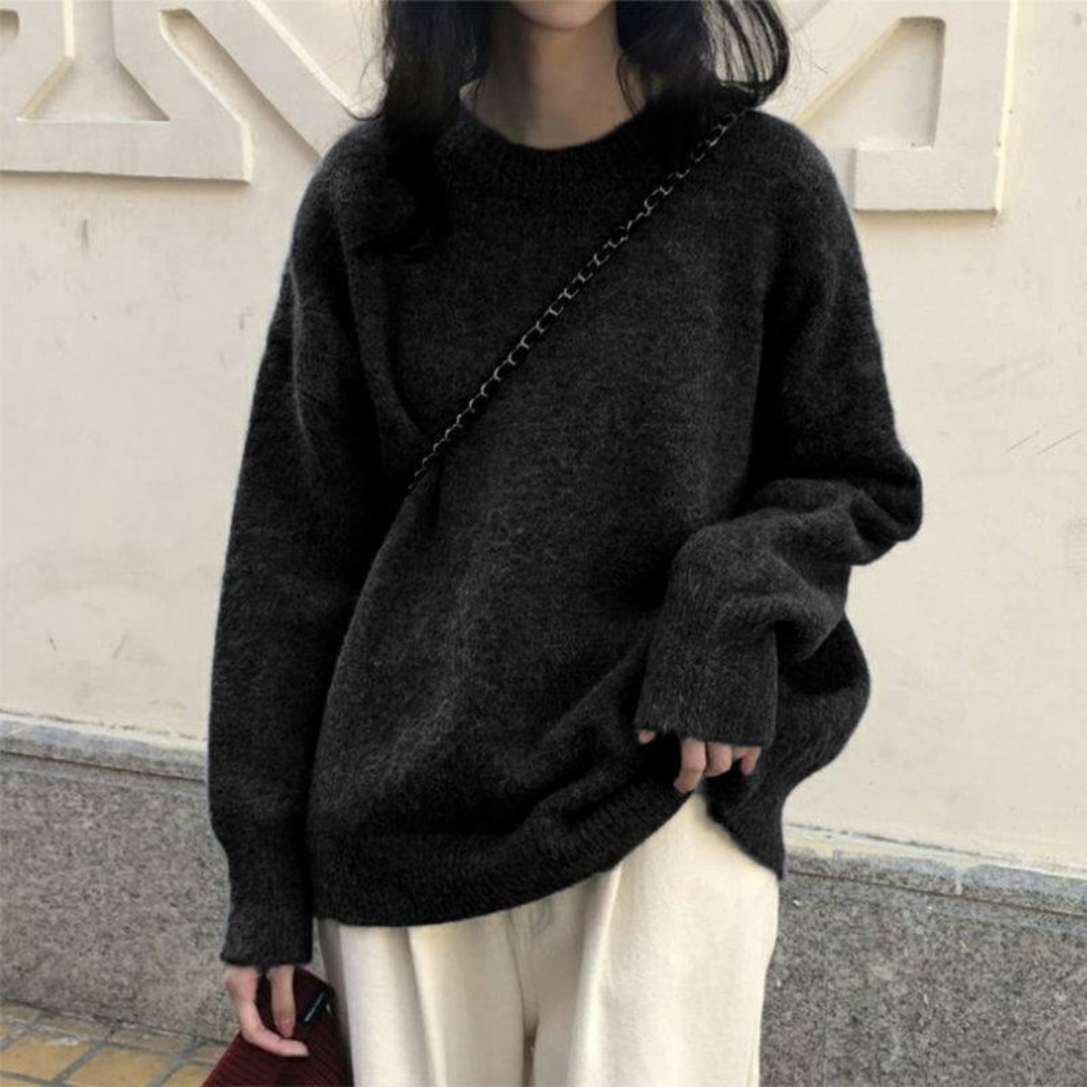 Nieve - Women's Relaxed Knit Jumper with Round Neck