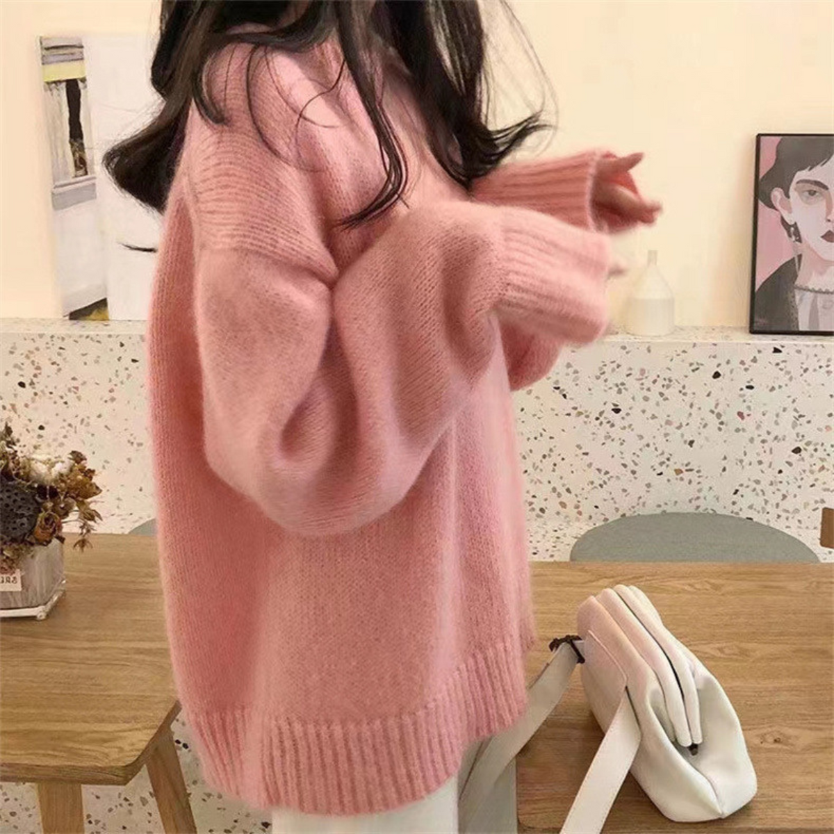Nieve - Women's Relaxed Knit Jumper with Round Neck