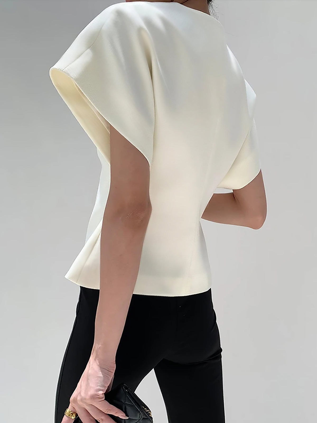Giulia - Women's Blouse with V-Neck and Button Front