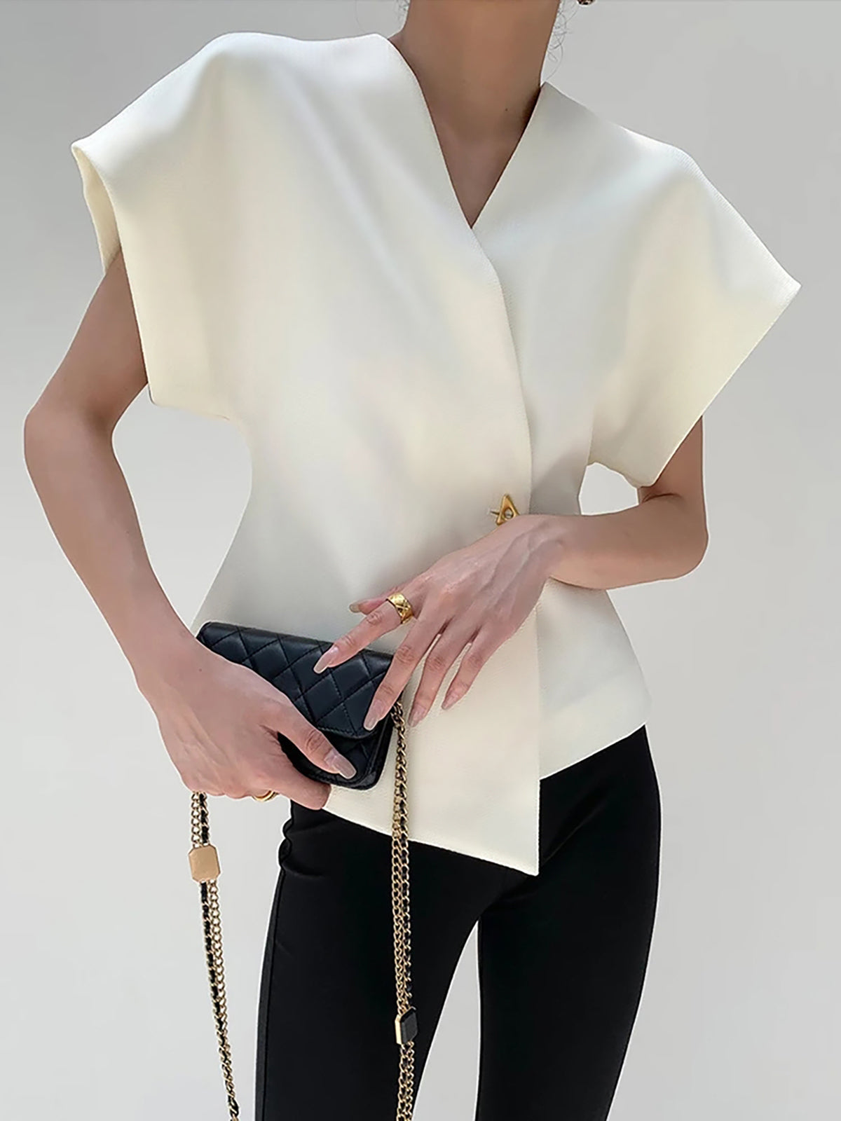 Giulia - Women's Blouse with V-Neck and Button Front