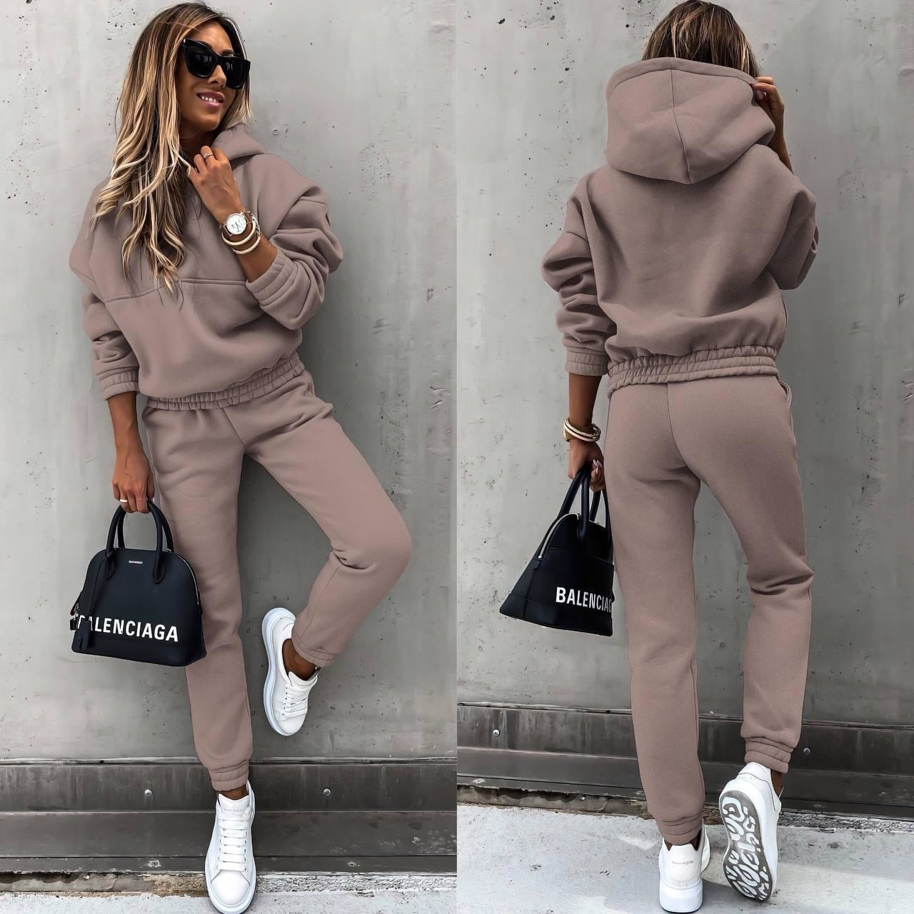 Women's Two-Piece Jogging Set for Everyday Lounging