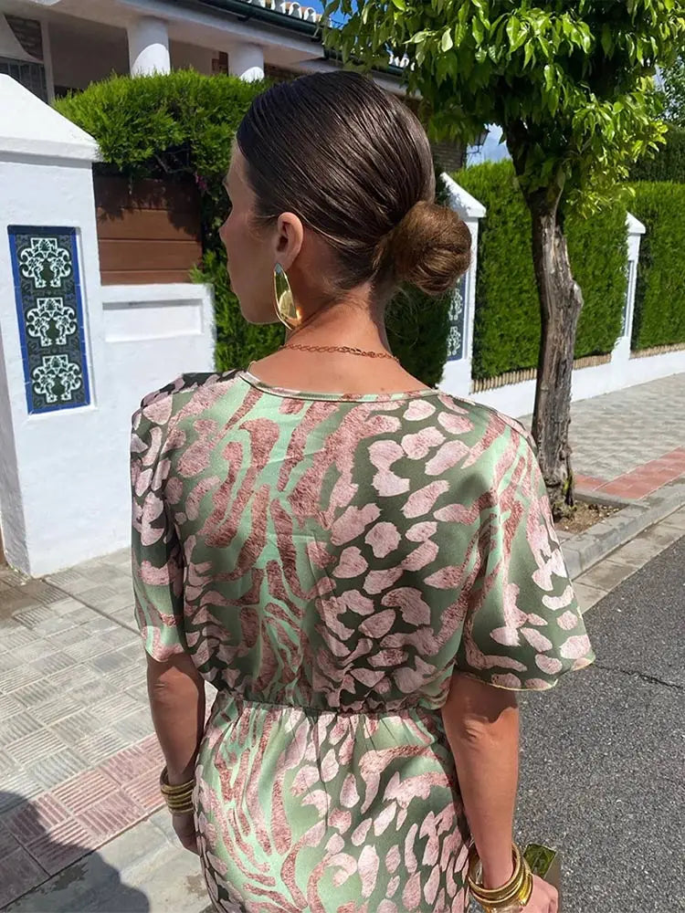Chic Versatile Wrap Maxi Dress for Effortless Style - photo 2