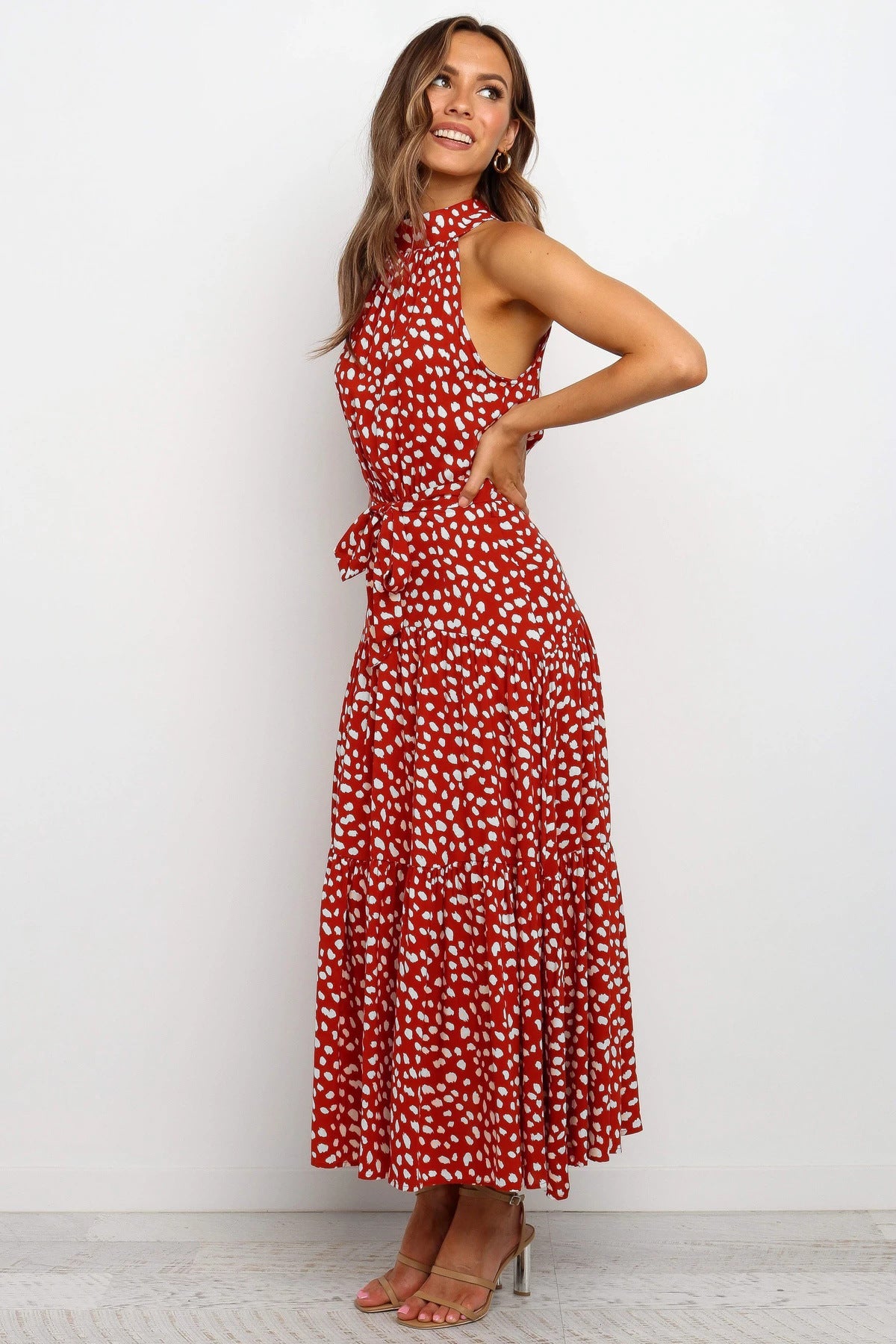 Rochie maxi fluidă cu buline și decolteu halter, pentru evenimente și sărbători, pentru femei