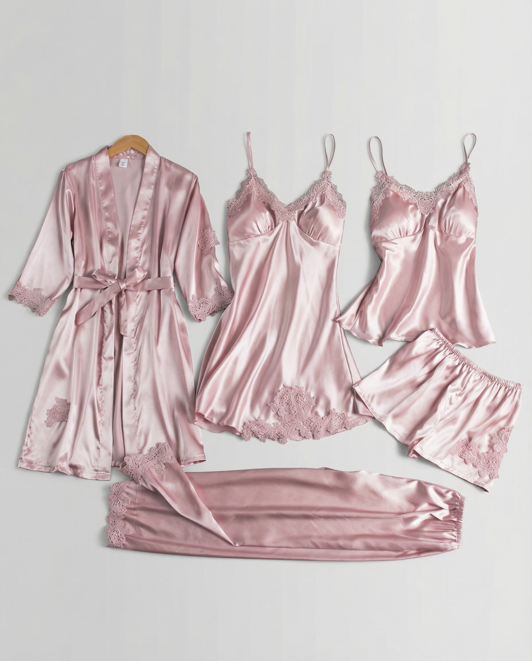 Set de pijamale luxoase din mătase pentru femei