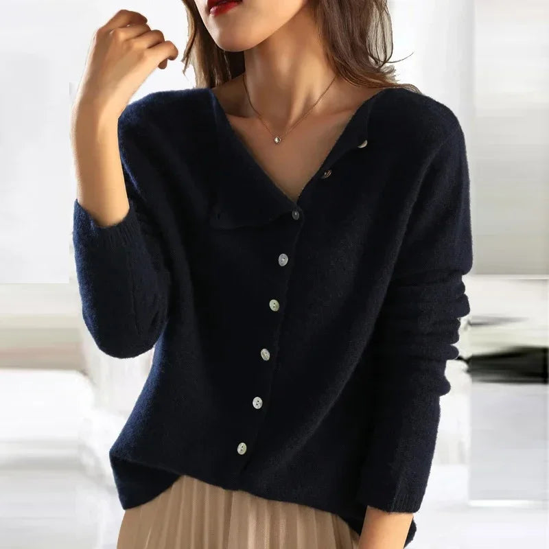 Women's Soft Cashmere Cardigan with Buttons for Autumn - photo 5