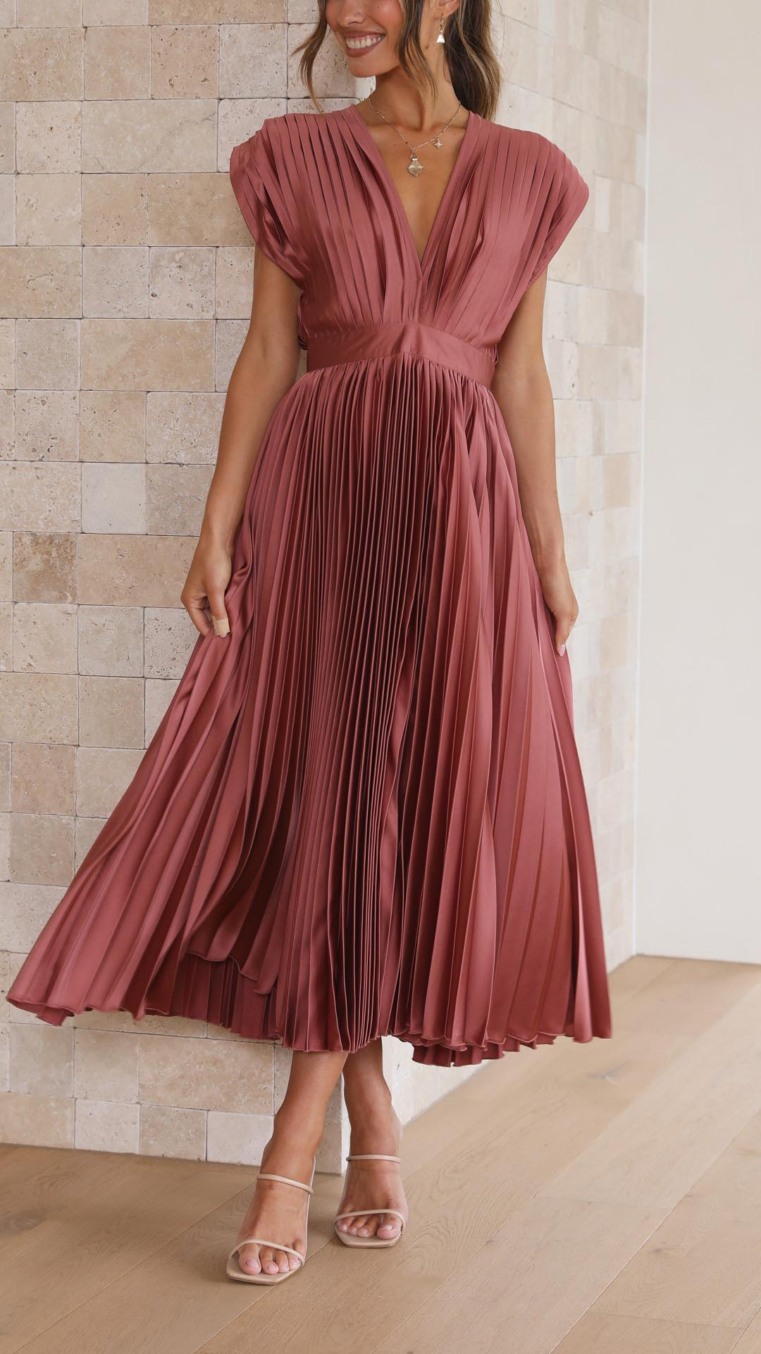 Rochie Maxi plisată pentru femei - Elegantă și confortabilă