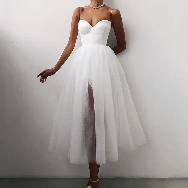 Elegant Long Evening Dress with Flowing Silhouette - photo 1
