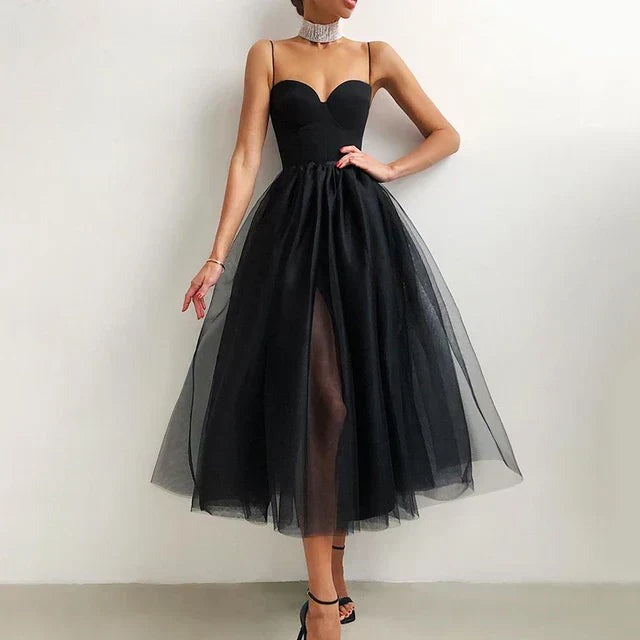Elegant Long Evening Dress with Flowing Silhouette - photo 2