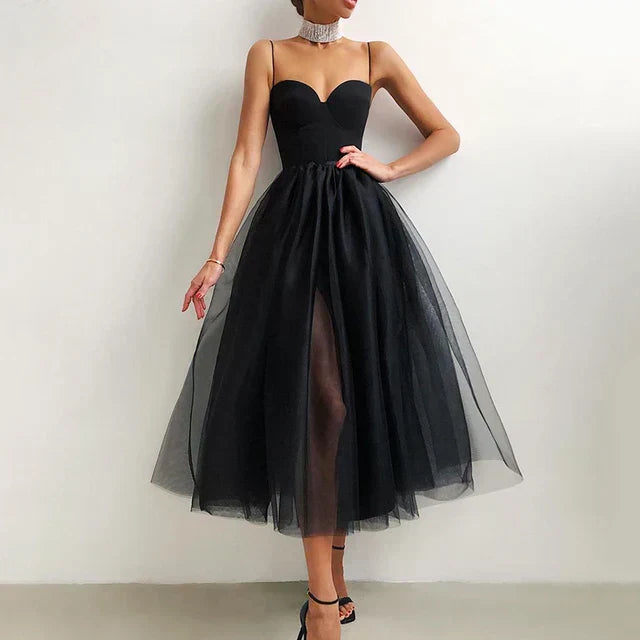 Elegant Long Evening Dress with Flowing Silhouette - photo 2