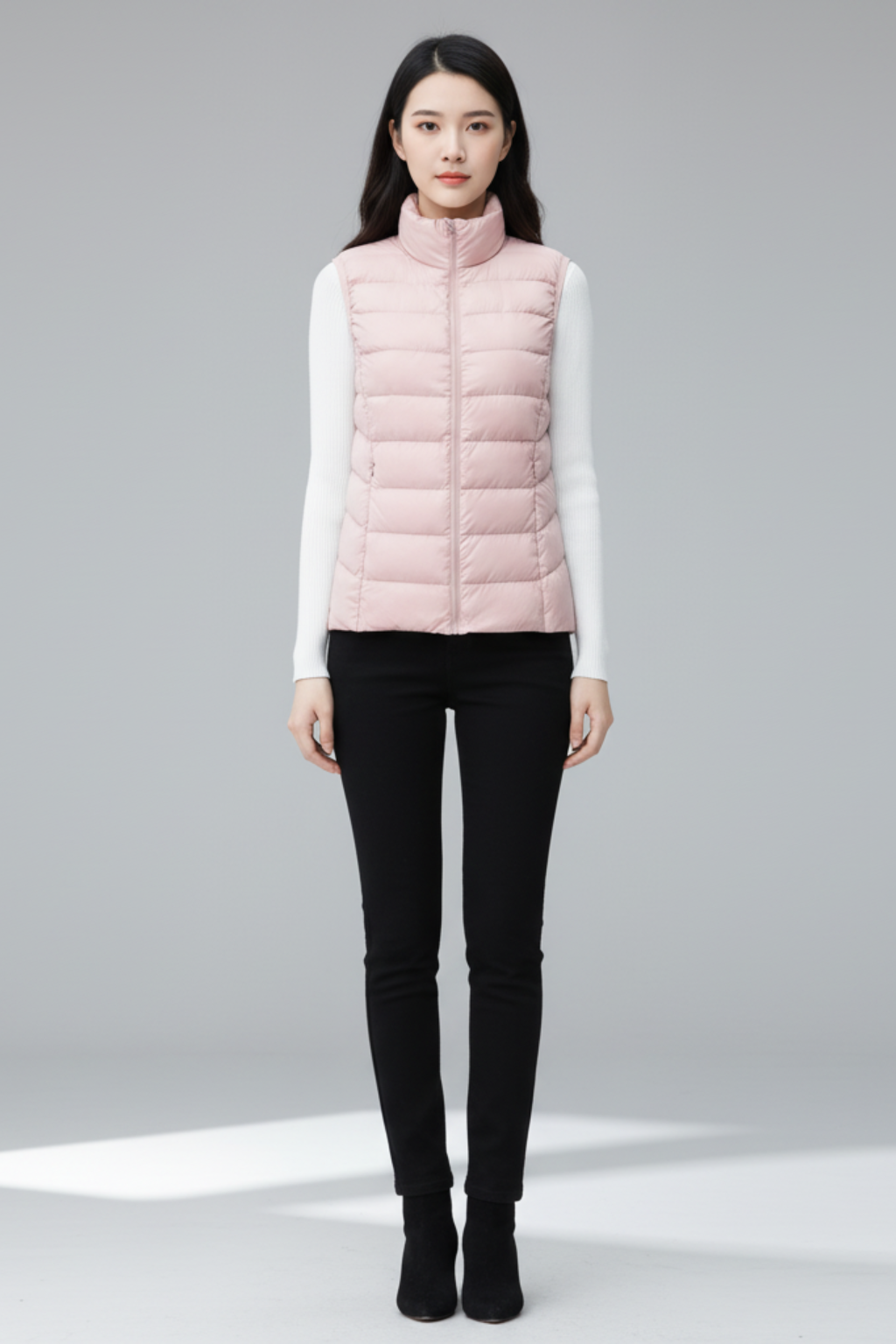 Women’s Lightweight Down Puffer Vest - photo 11