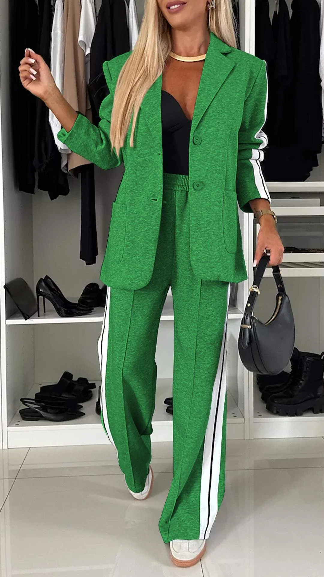 Daphne - Set de pantaloni și blazer cu dungi de lux pentru damă