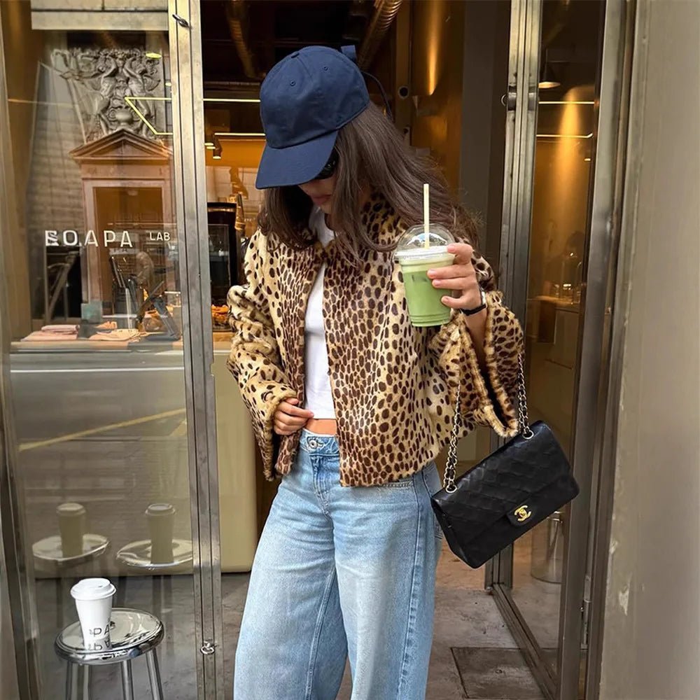 Adrienne - Women's Relaxed Jacket with Leopard Print - photo 2