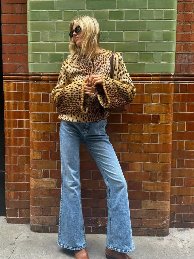 Adrienne - Women's Relaxed Jacket with Leopard Print - photo 5