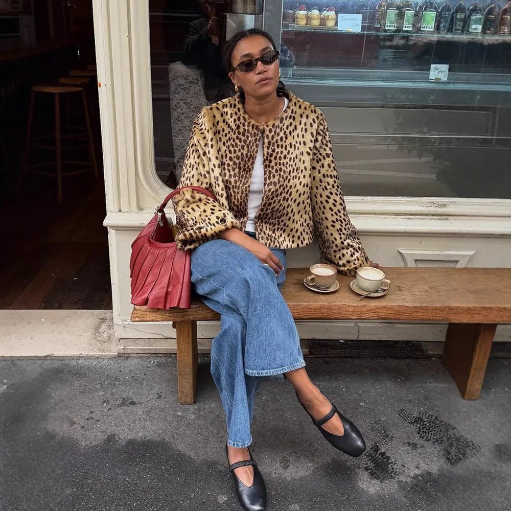 Adrienne - Women's Relaxed Jacket with Leopard Print - photo 7