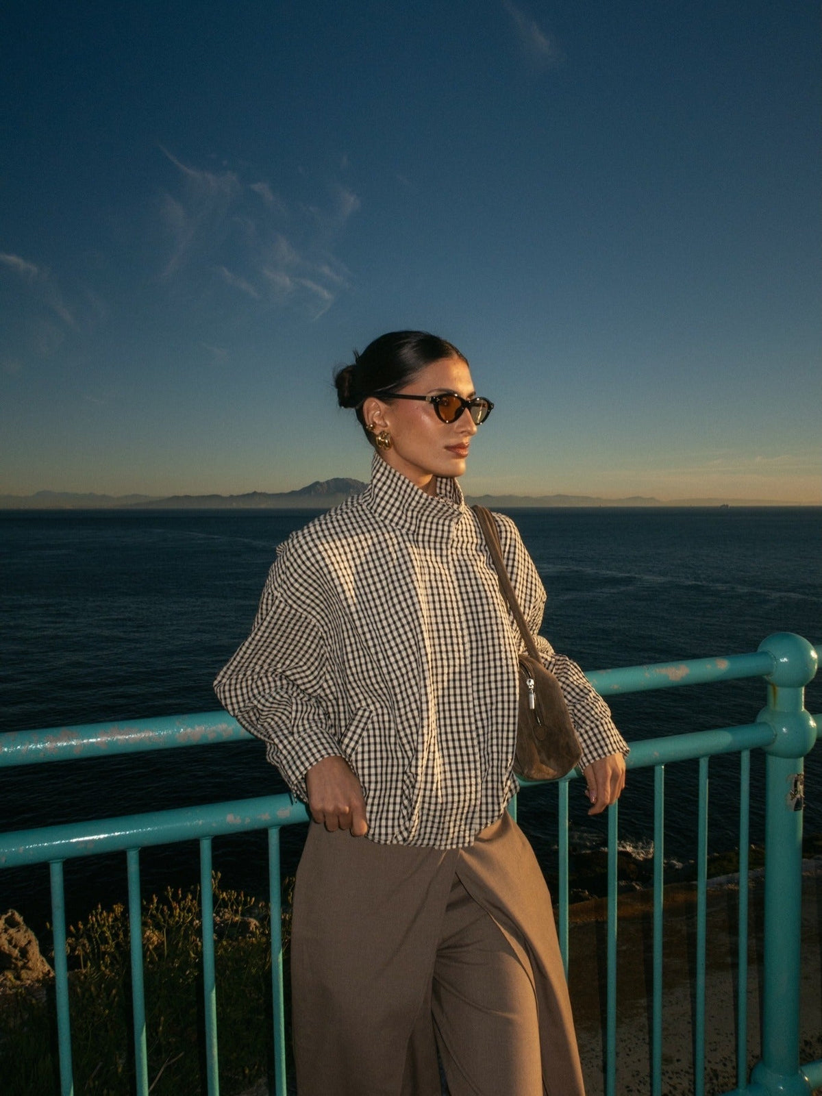 Alyssa - Women's Relaxed Jacket with Button Front - photo 4