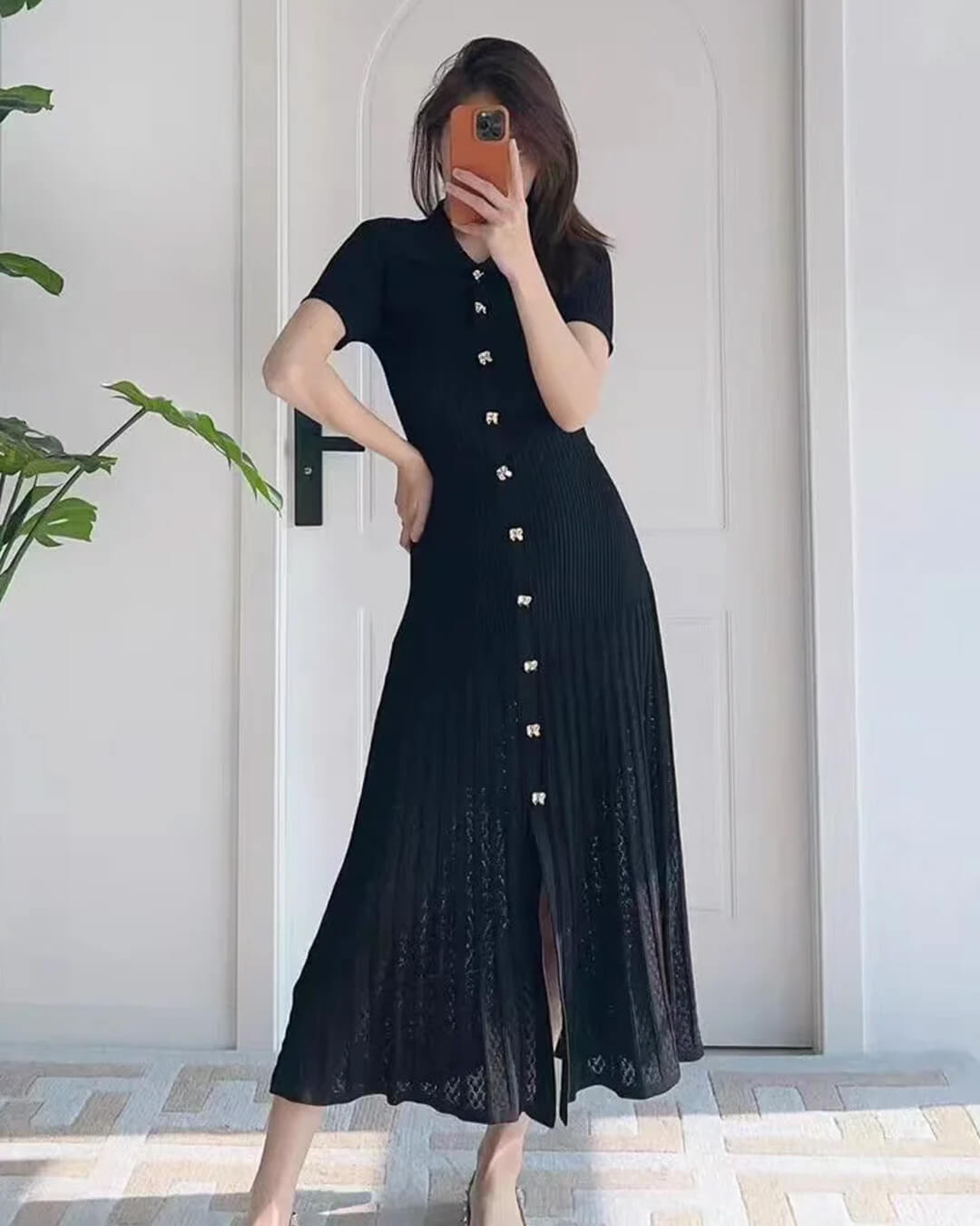Angelica - Women's Knitted Maxi Dress with Collar - photo 2