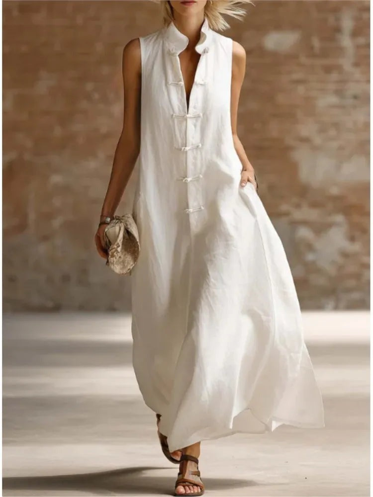 Annelise - Women's Maxi Dress with Collar and Sleeveless Cut - photo 3