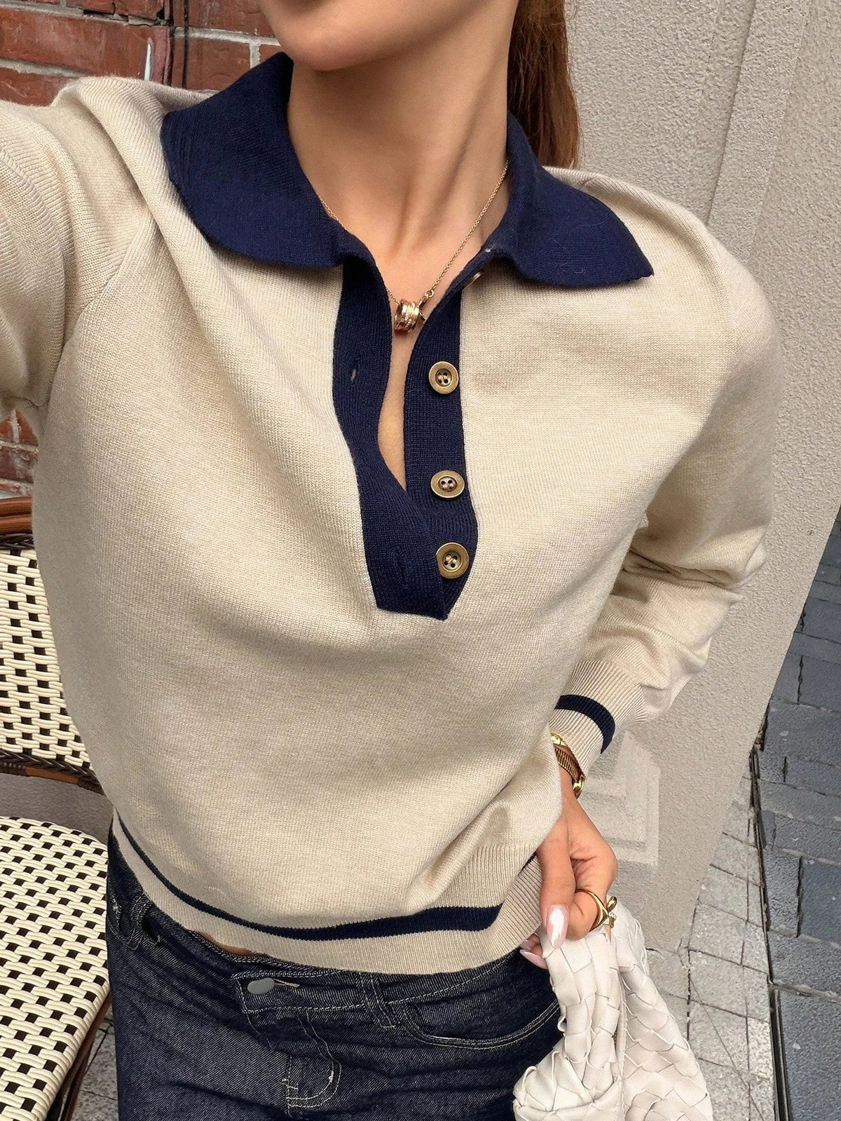 Bridie - Women's Knitted Jumper with Colour Blocking - photo 4