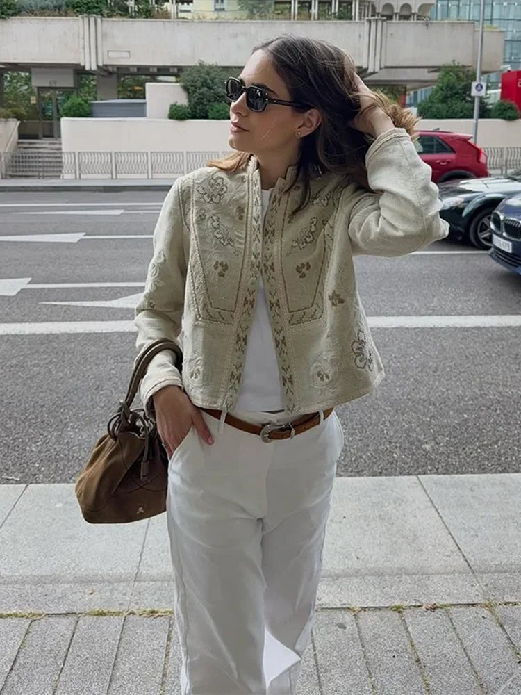 Carolina - Women's Cropped Jacket with Floral Print - photo 4