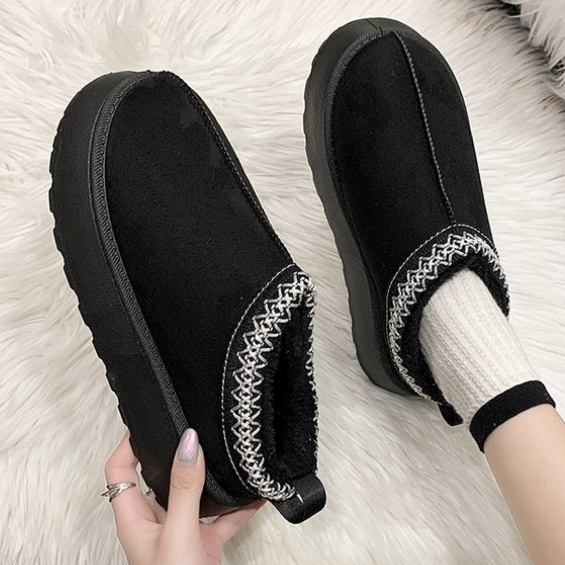 Cornelia - Women's Platform Slippers with Embroidered Trim - photo 7