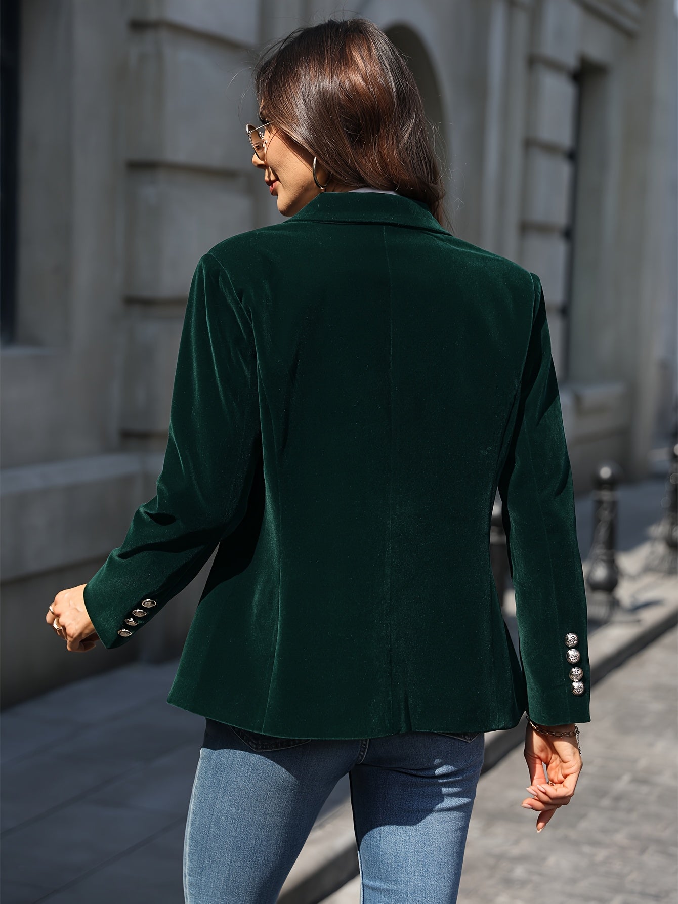 Blazer in velluto da donna con dettagli bottoni dorati - Stile moderno e lussuoso