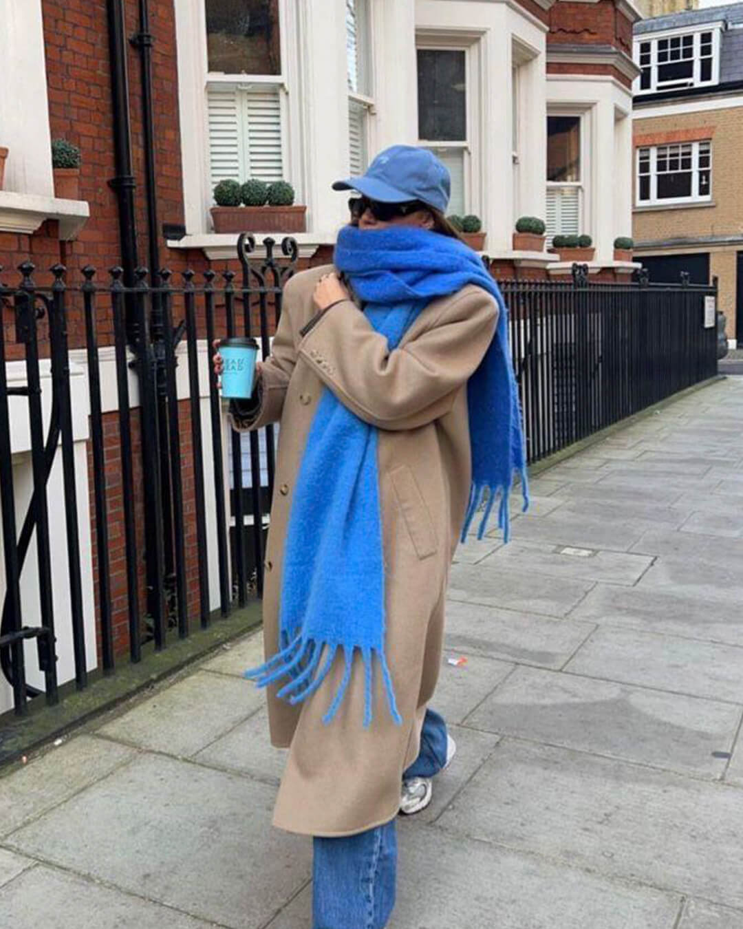 Everdene - Women's Wrap Scarf with Ruching and Collar - photo 12