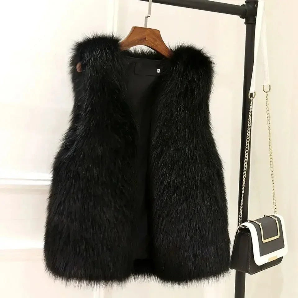 Heidi - Women's Sleeveless Faux Fur Vest - photo 1