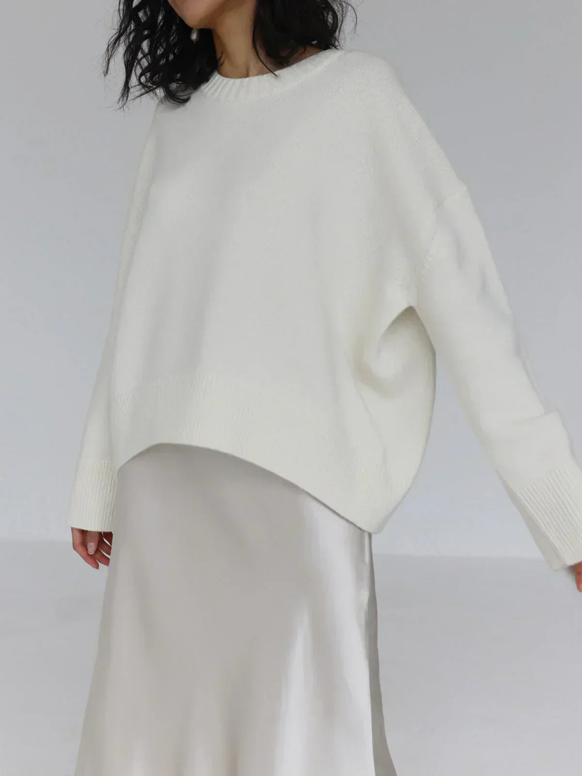 Hester - Women's Oversized Jumper in a Relaxed Fit - photo 6