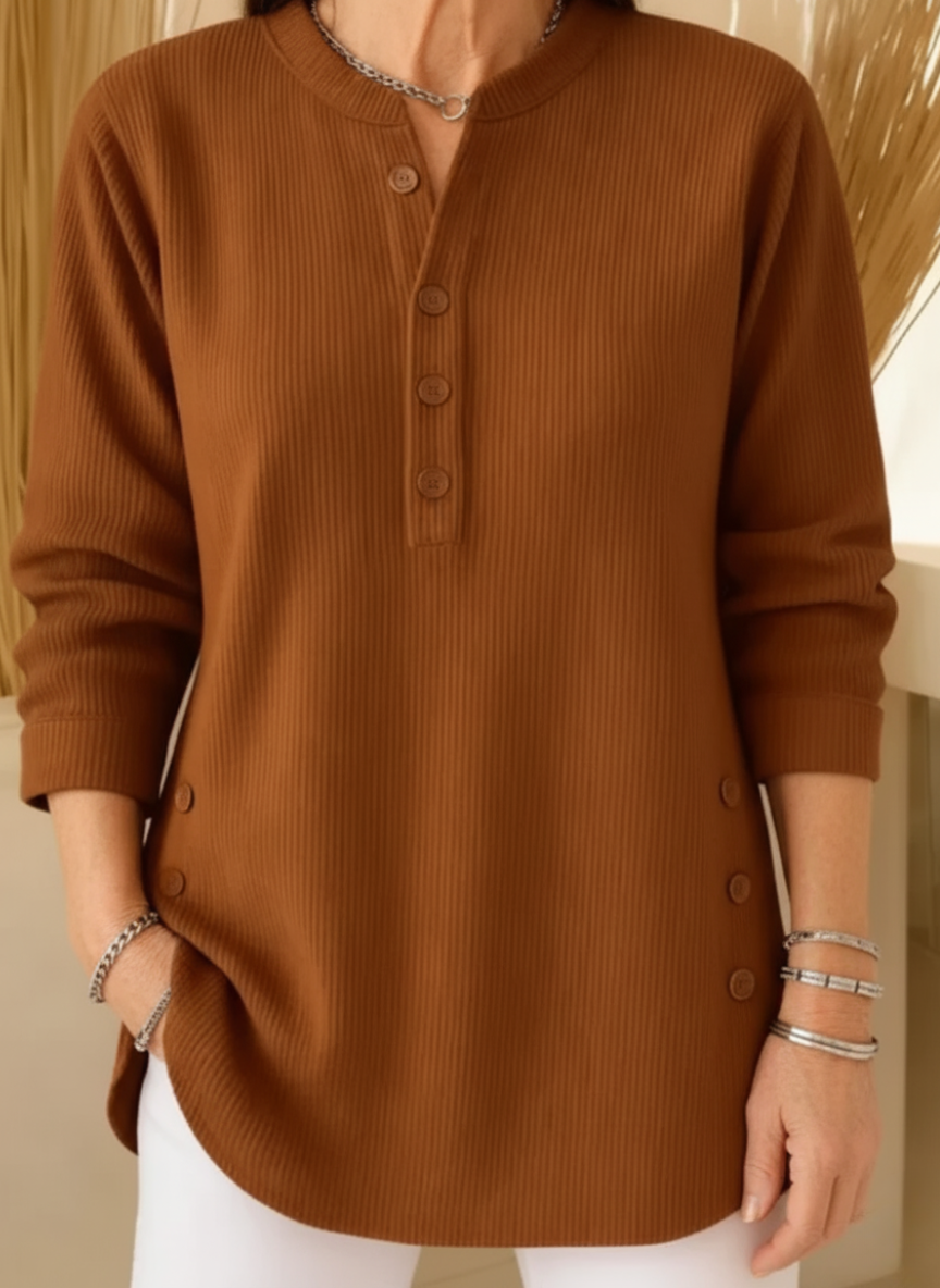 Kirstie - Women's Ribbed Knit Henley Tunic with Side Slits - photo 5