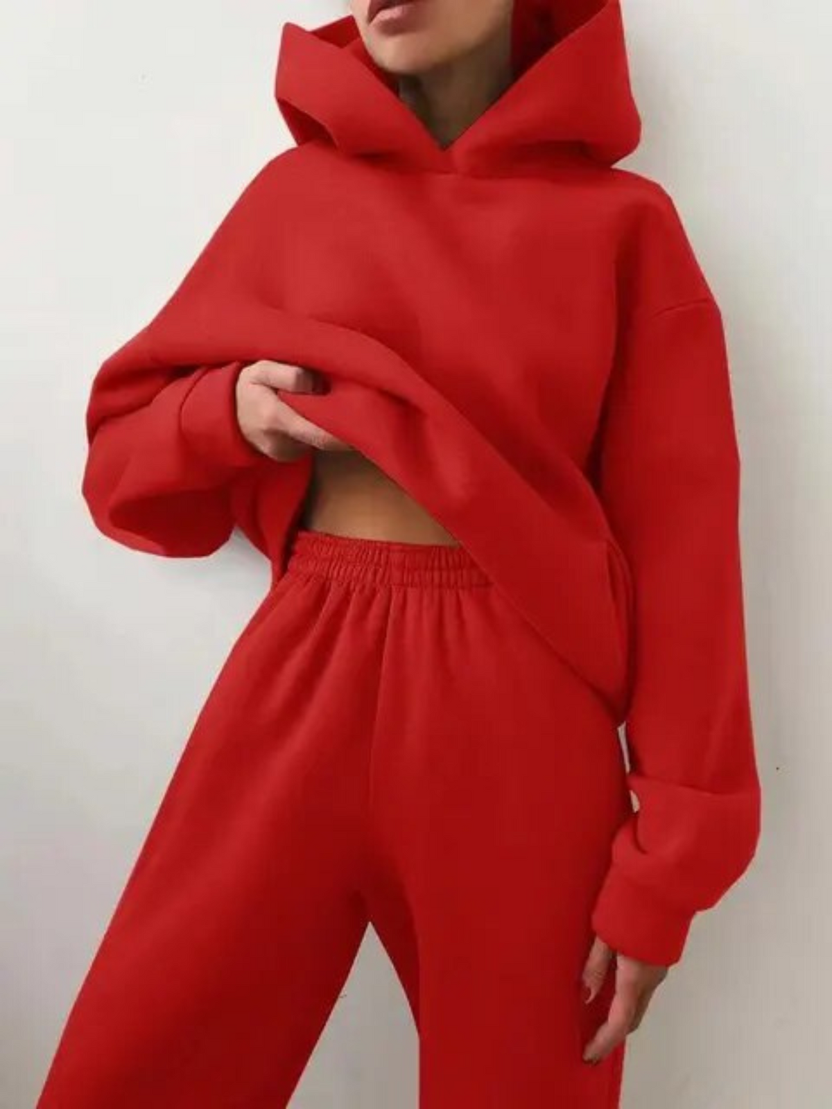 Malin - Women's Cropped Lounge Set with an Elasticated Waist – view 9