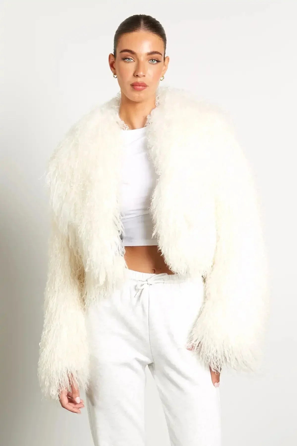 Lana - Women's long-sleeved plush-style coat - photo 10