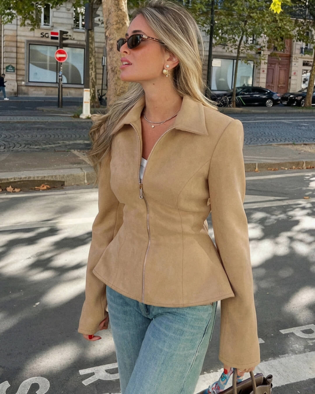 Orla - Women's Fitted Jacket with Zip Front and Wide Lapel Collar