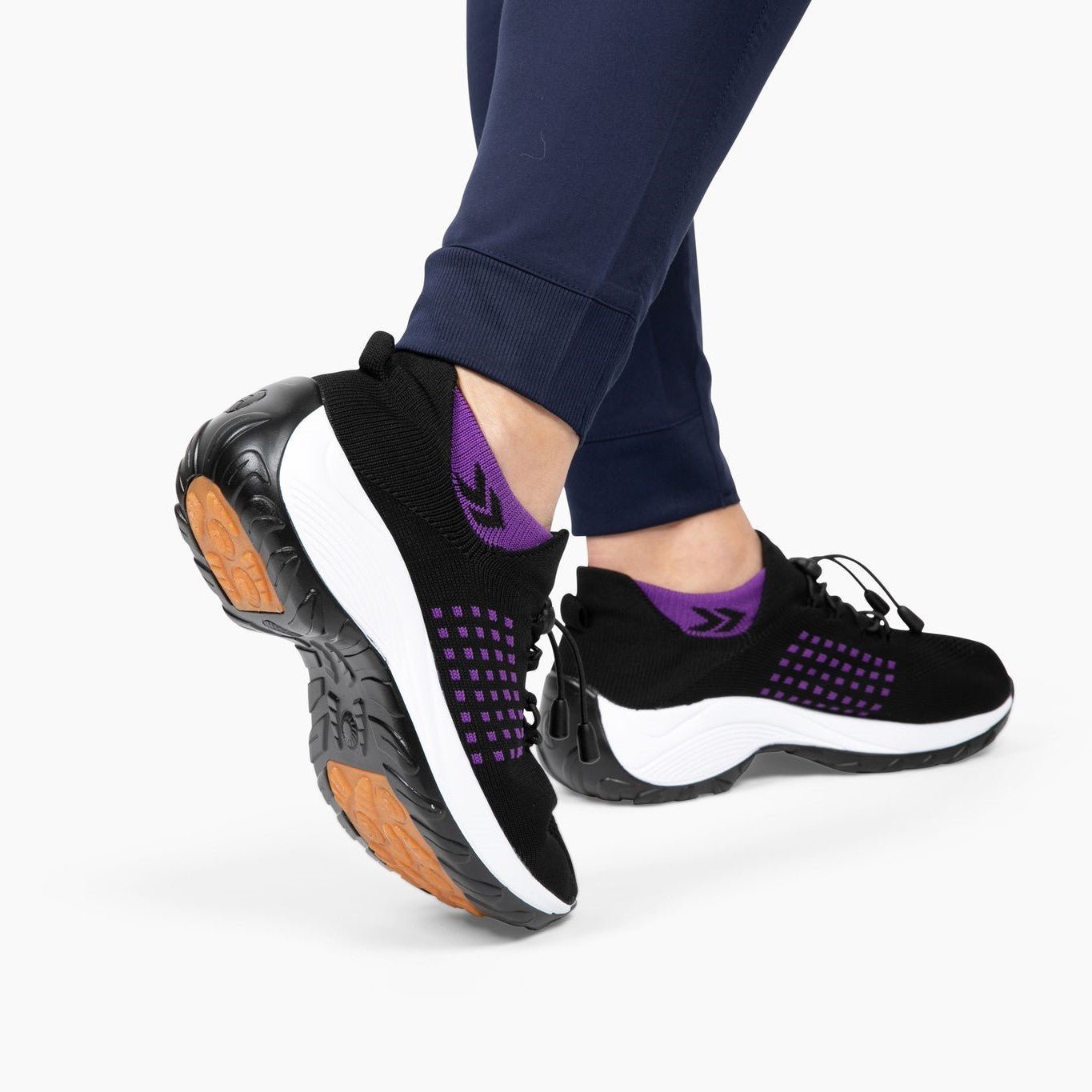 Scarpe ortopediche da passeggio da donna con vestibilità elasticizzata e supporto ammortizzato