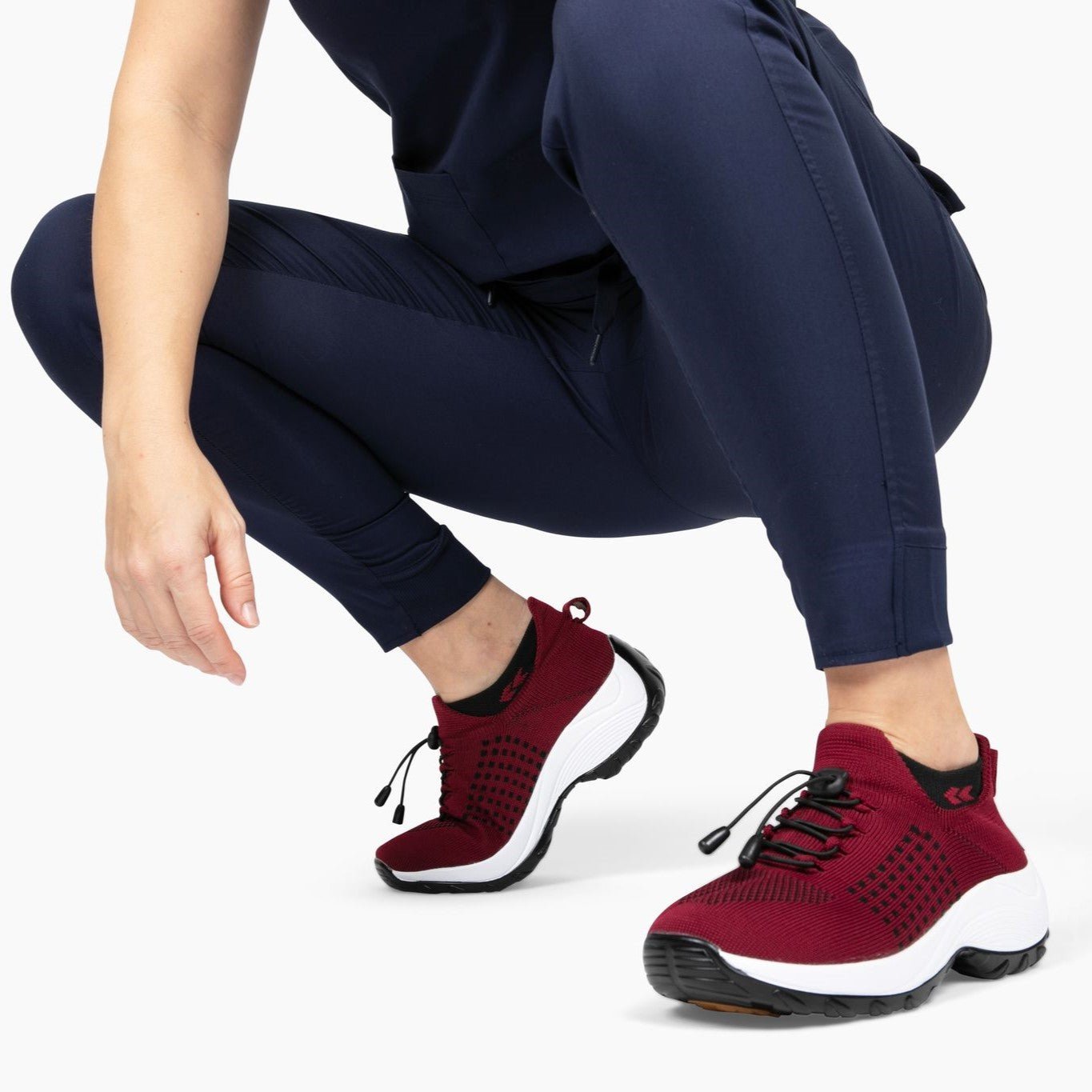 Scarpe ortopediche da passeggio da donna con vestibilità elasticizzata e supporto ammortizzato
