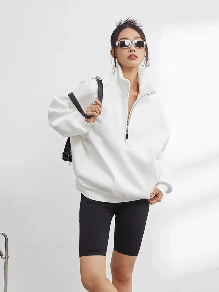 Laura - Women's oversized half-zip white cotton hoodie - photo 6