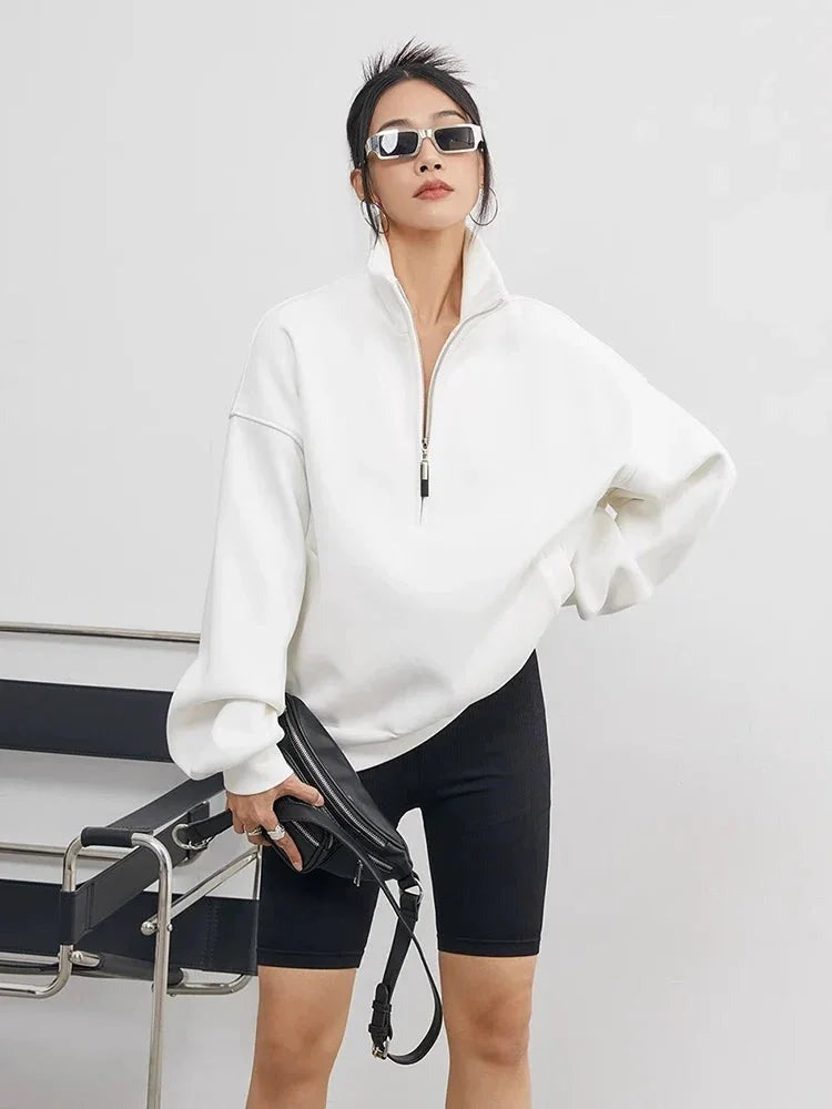 Laura - Women's oversized half-zip white cotton hoodie - photo 5