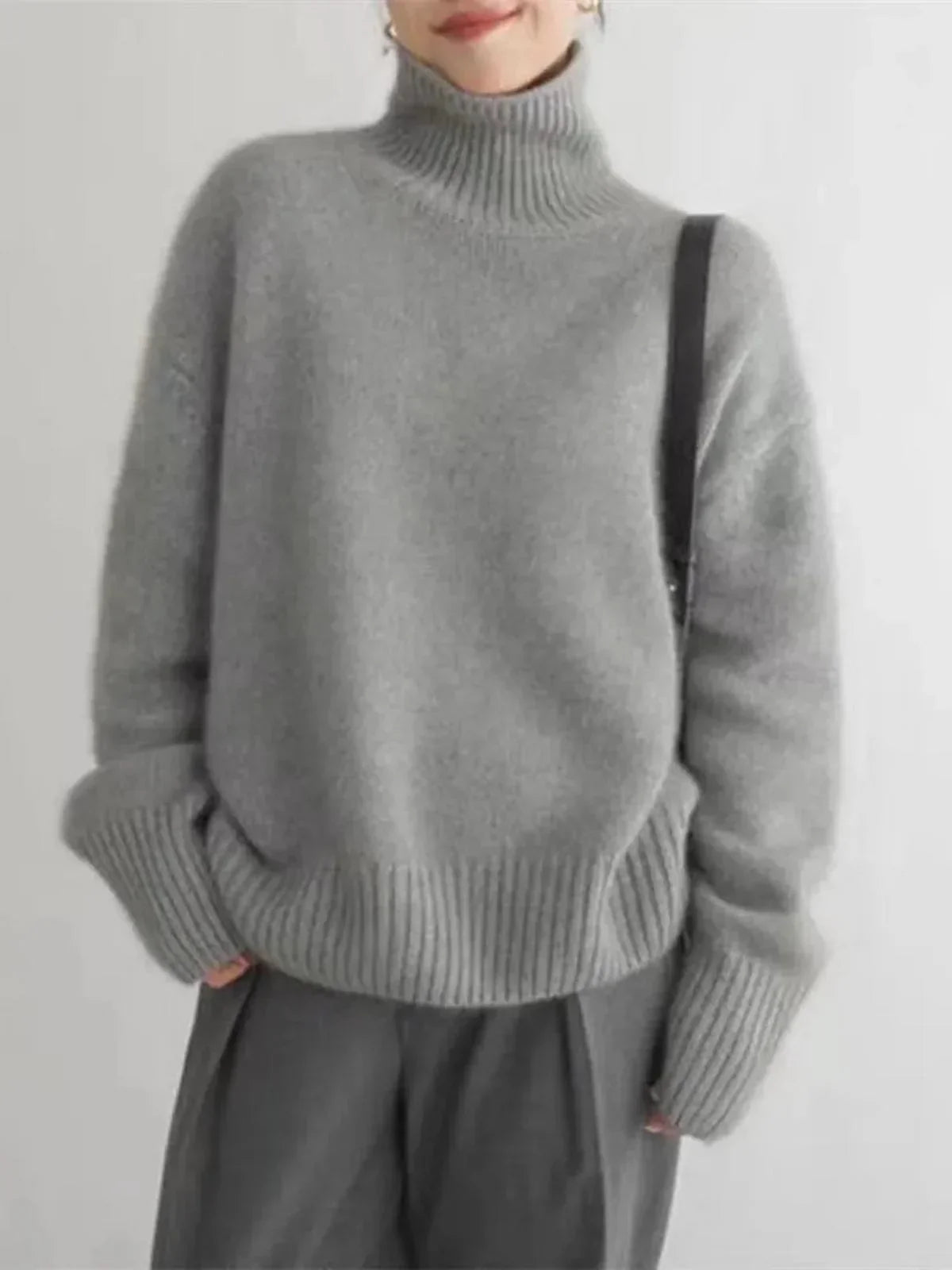 Lauren - Women's soft and comfortable turtleneck sweater - photo 6