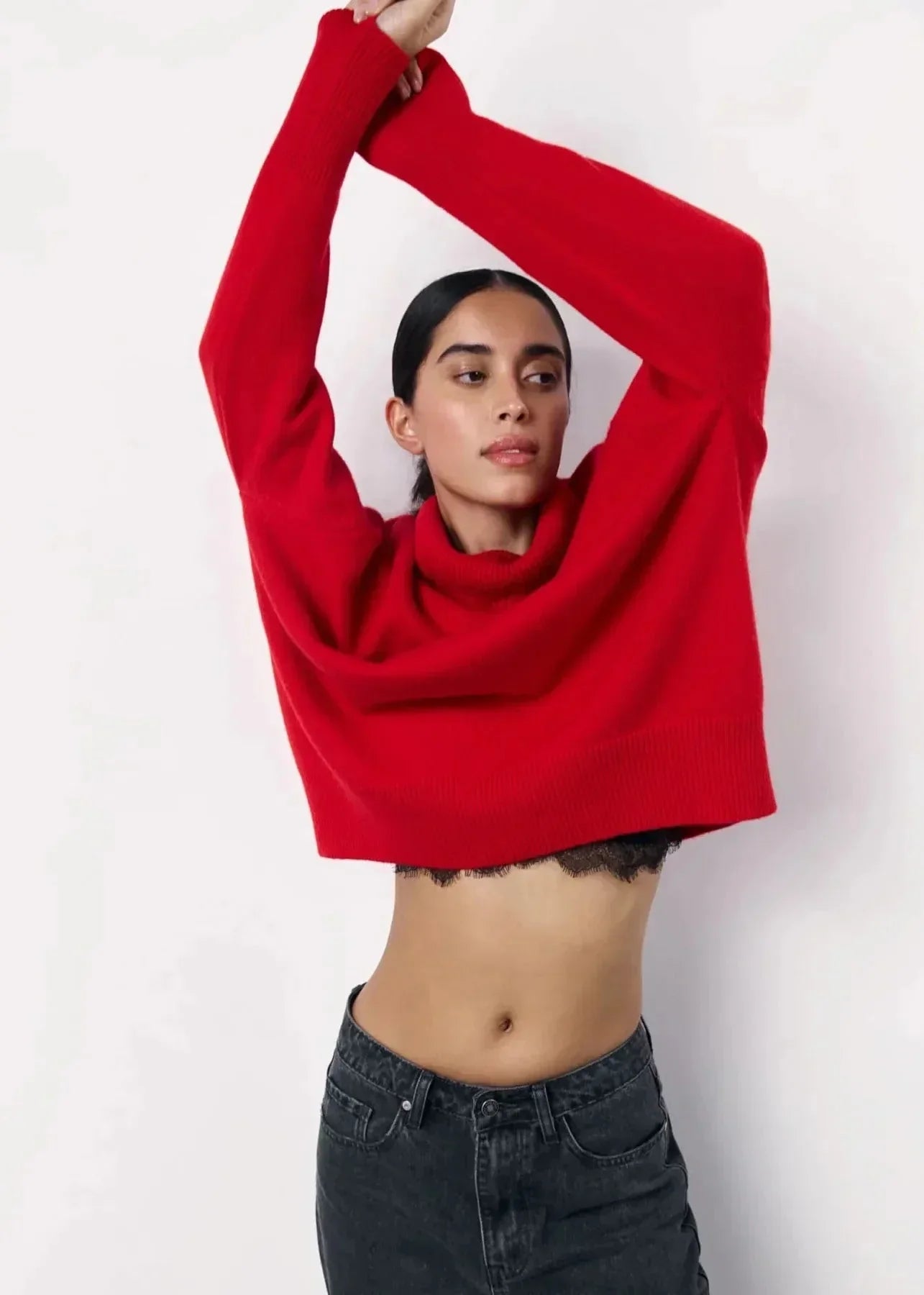 Talitha - Women's Oversized Jumper with Turtleneck