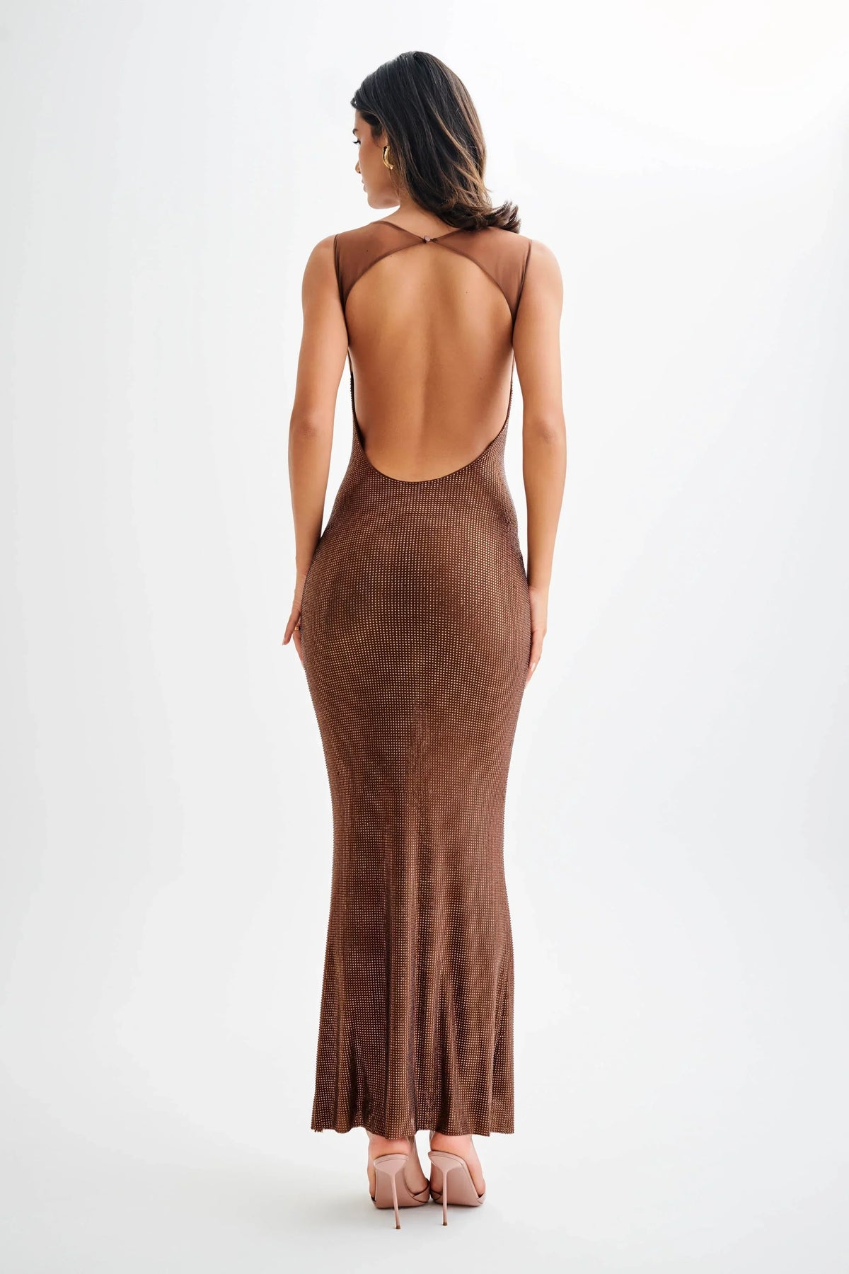 Carmen - Women's long sequined dress with brown straps - photo 5