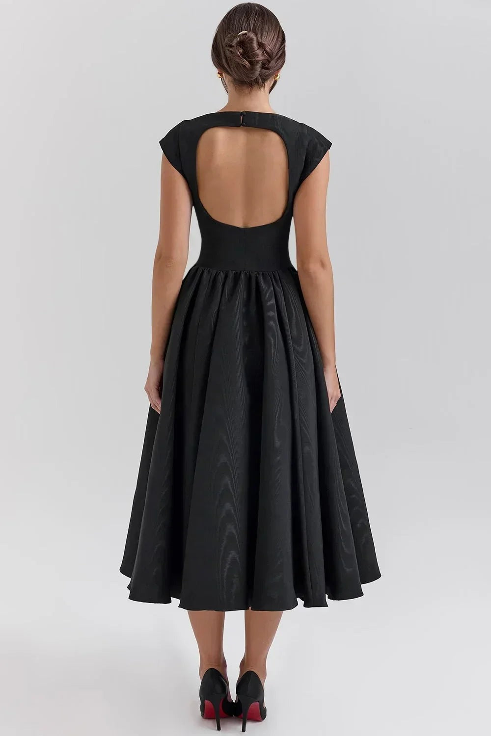 Selena - Women's Loose-fitting midi dress with short sleeves and a round neck for evening wear - photo 4