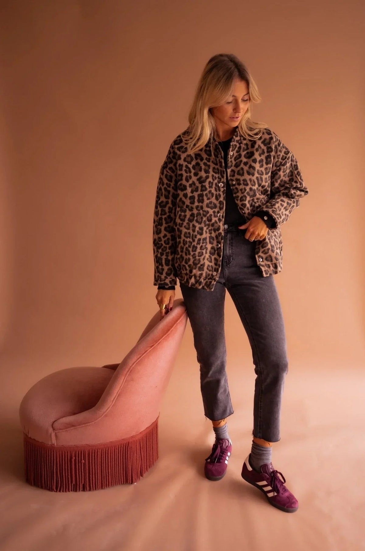 Edith - Women's leopard print jacket with snap buttons - photo 5