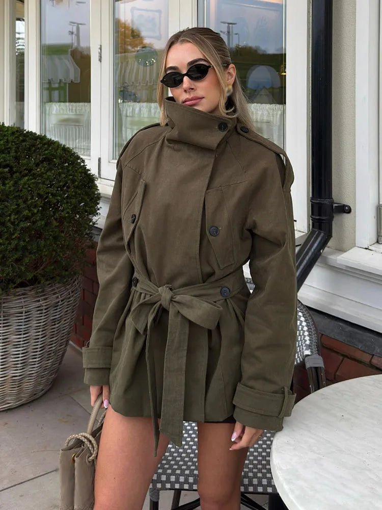 Angela - Cappotto da donna verde militare con lacci e collo alto