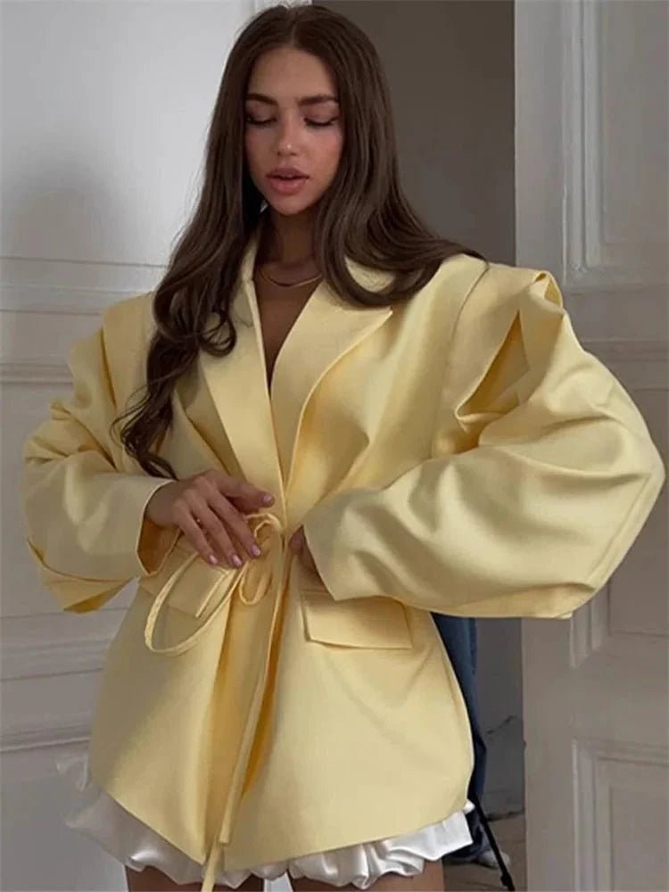 Belinda – Blazer de damă cu cordon și mâneci largi